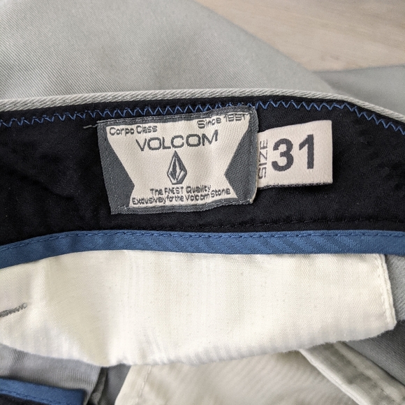 Volcom Gray Canvas Shorts Size 31 - Picture 8 of 9